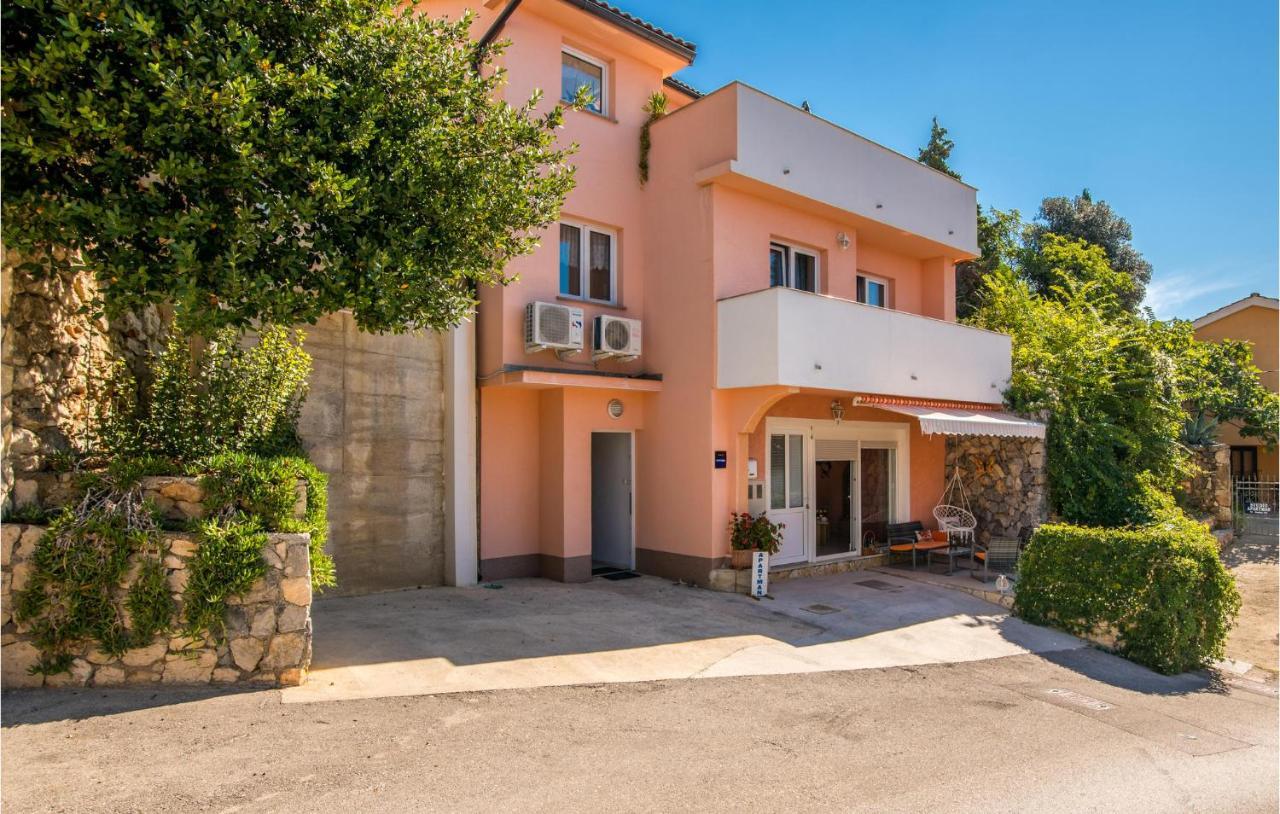 Nice Apartment In Stara Baska With Kitchen Εξωτερικό φωτογραφία
